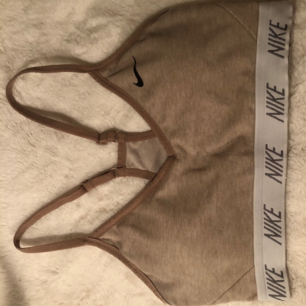 NIKE sports bra